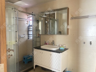 4室2廳2陽臺(tái) 云南映象花好月圓一期衛(wèi)生間