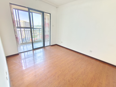 3室1廳2陽臺 西城時代