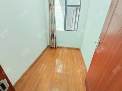 4室2廳2陽臺 錦悅四季花園小區(qū)