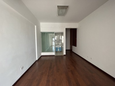 2室2廳1陽臺 朝九晚五