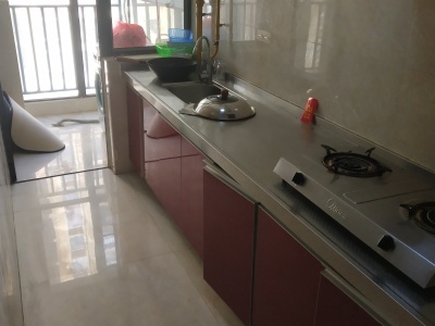 2室2廳1陽臺 金坤尚城學(xué)府里