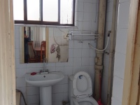 3室2廳2陽臺 紅塔花園衛(wèi)生間