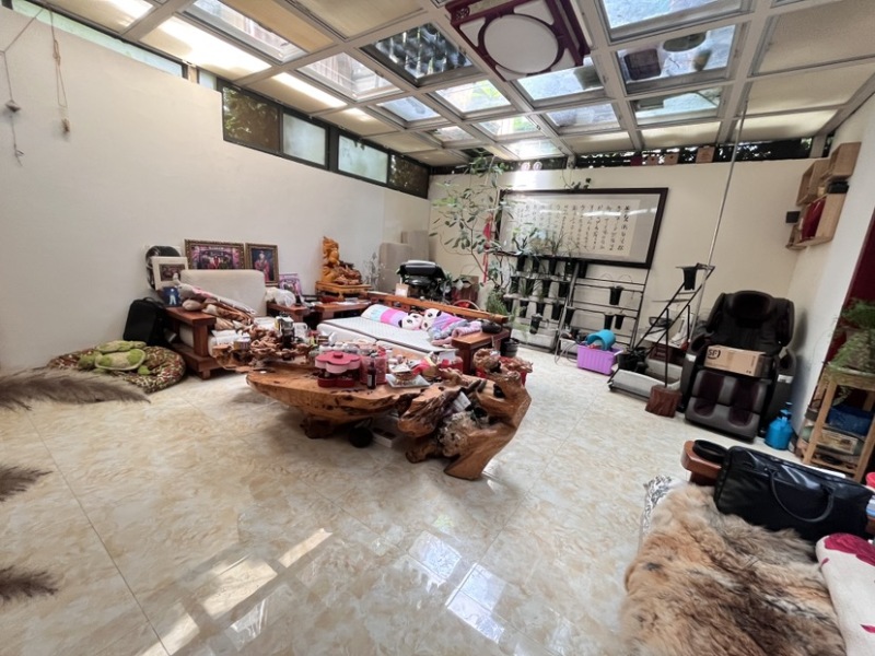 5室2廳4陽臺 龍湖水晶酈城客廳