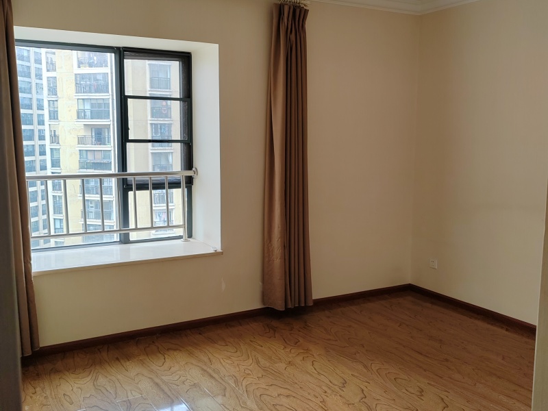 3室2廳1陽臺(tái) 金坤尚城祥和里臥室