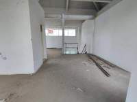 8室4廳4陽(yáng)臺(tái) 世博生態(tài)城依山北鄰里別墅客廳