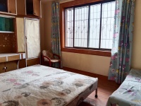 3室2廳2陽臺 紅塔花園臥室