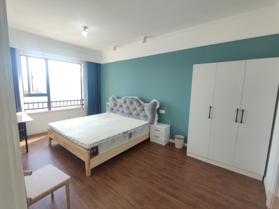 3室2廳1陽臺 融創(chuàng)瀾玥臺