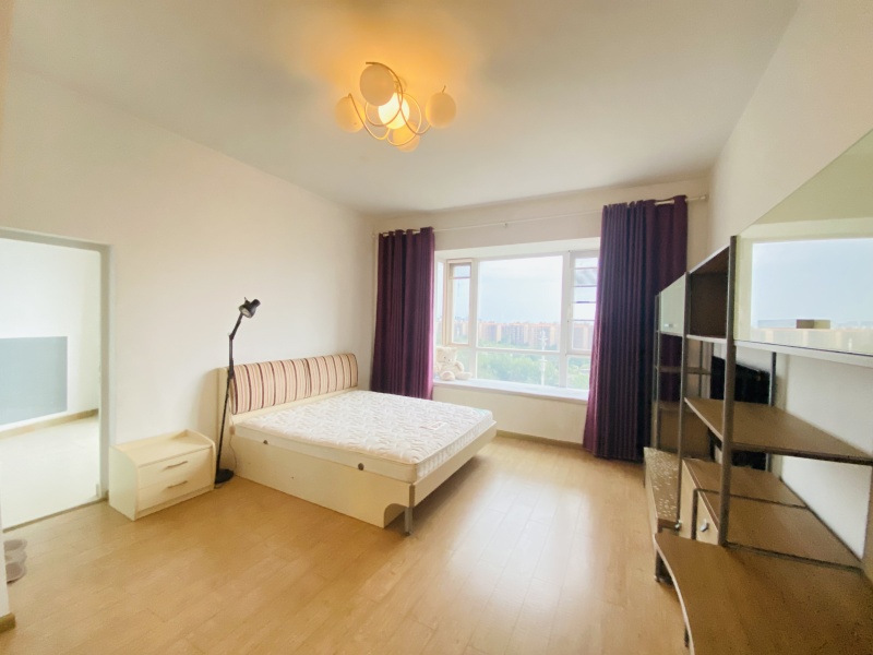 4室2廳2陽臺(tái) 湖畔之夢(mèng)臥室