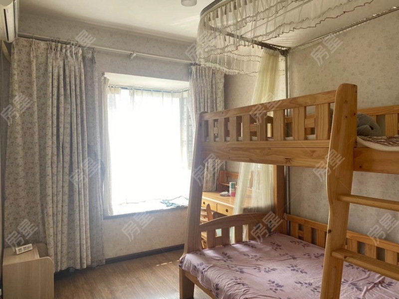 4室2廳2陽臺(tái) 云南映象花好月圓一期臥室