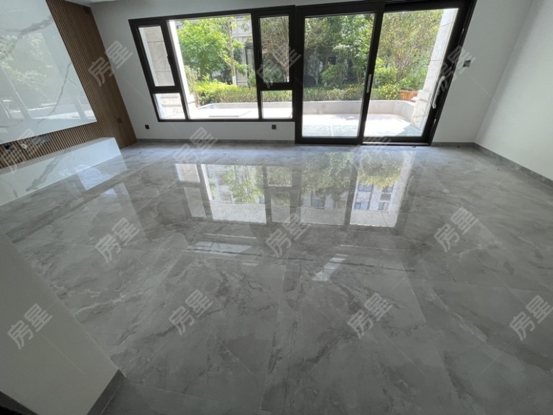 5室3廳2陽臺 中海云麓九里一期別墅客廳