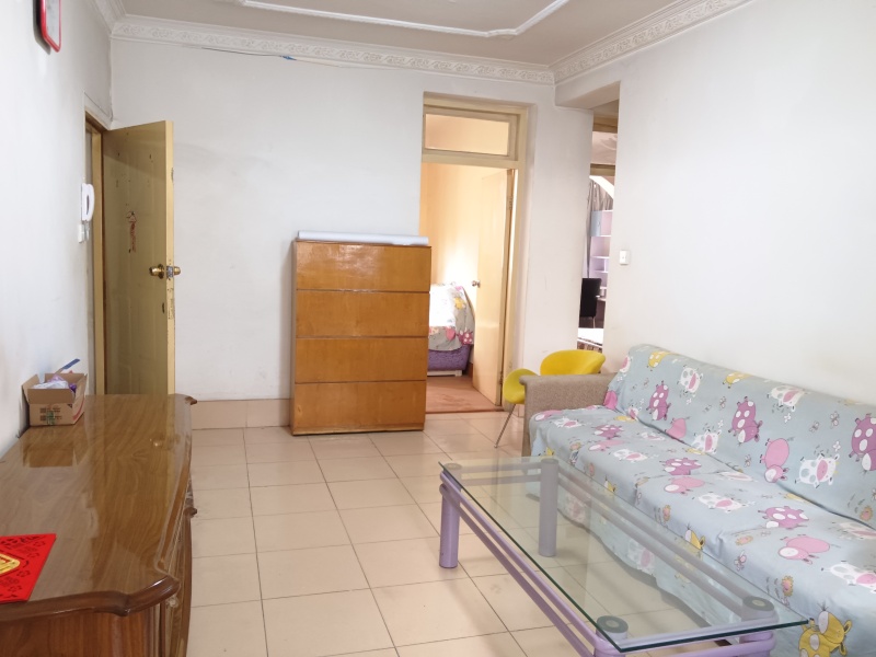 3室2廳2陽臺 紅塔花園客廳