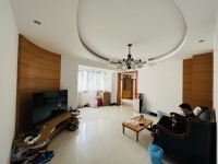 3室2廳1陽(yáng)臺(tái) 金牛小區(qū)客廳