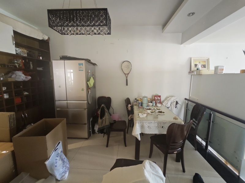 3室2廳2陽臺 和諧世紀餐廳