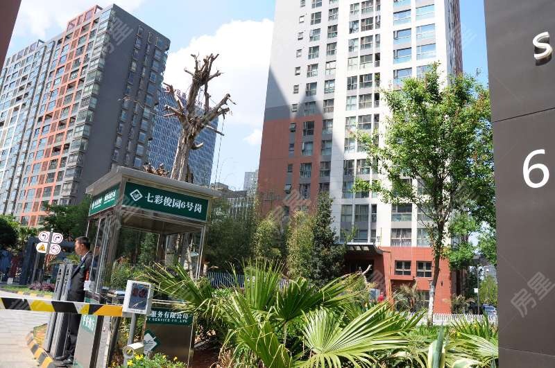 3室2廳1陽臺 七彩俊園其他