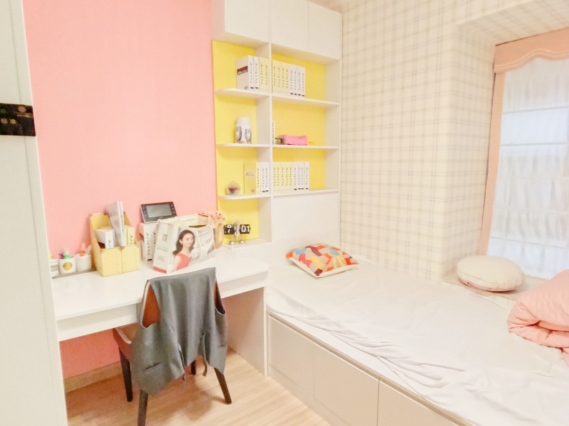 3室2廳1陽(yáng)臺(tái) 碧桂園北城映象立春苑書(shū)房