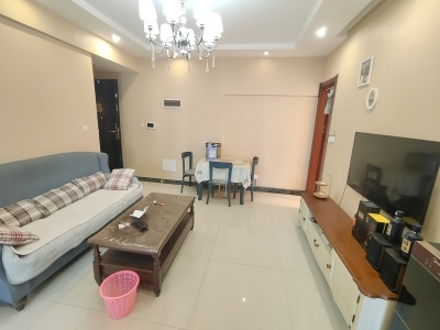 2室2廳1陽臺 鑫世界餐廳