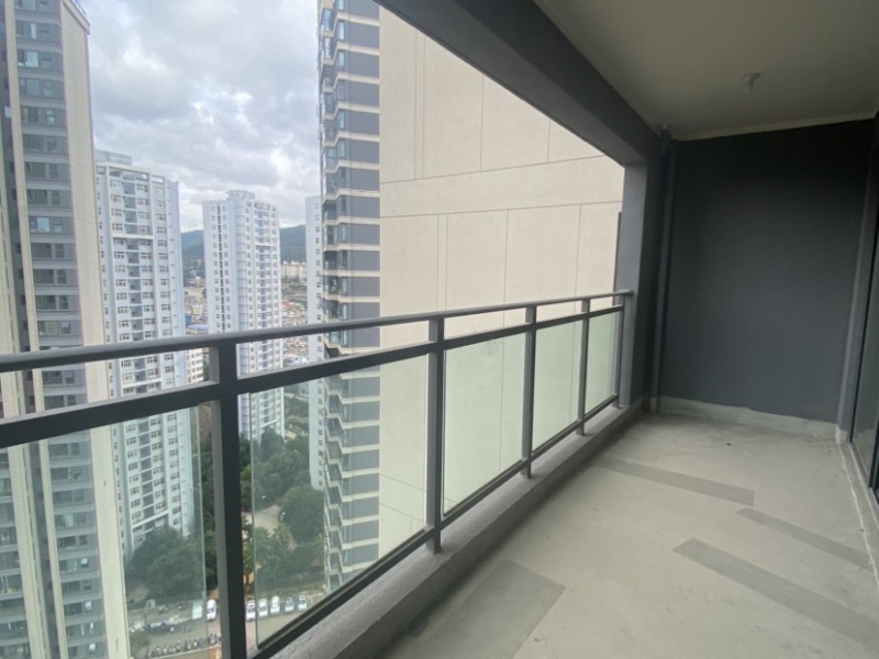 4室2廳2陽臺 招商雍和府一期陽臺