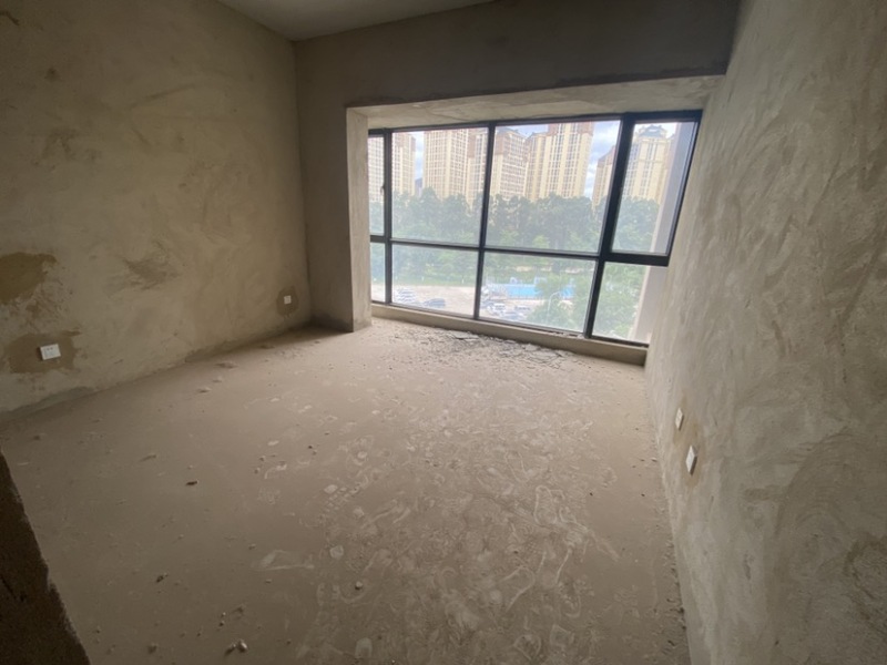 4室2廳3陽臺 山水潤城臥室