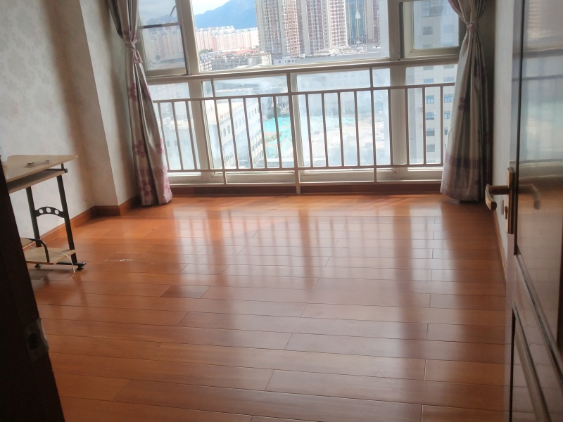 2室2廳1陽臺 藍山數(shù)碼臥室