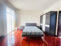 4室2廳4陽(yáng)臺(tái) 滇池衛(wèi)城藍(lán)溪?jiǎng)e墅客廳