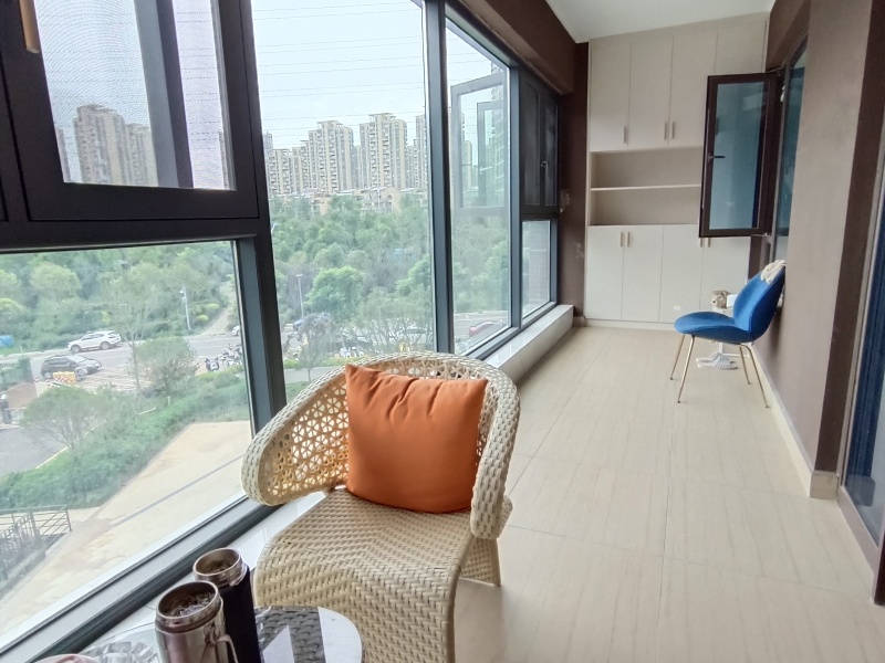 3室2廳1陽(yáng)臺(tái) 碧桂園北城映象立春苑陽(yáng)臺(tái)