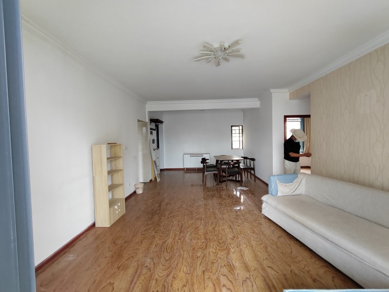 3室2廳1陽臺(tái) 金坤尚城祥和里客廳