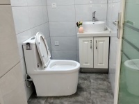 2室1廳1陽臺 安全新村衛(wèi)生間