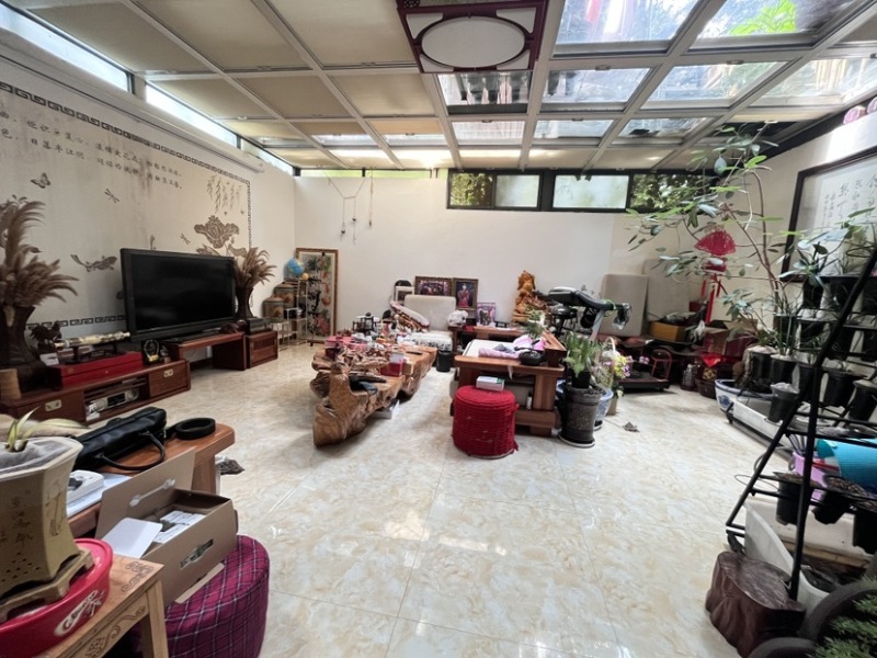 5室2廳4陽臺 龍湖水晶酈城客廳