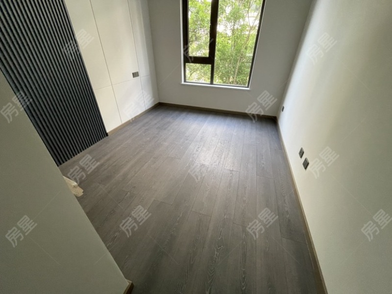 5室3廳2陽臺 中海云麓九里一期別墅臥室