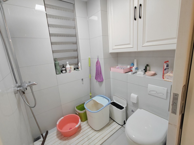 2室1廳1陽臺 中鐵水岸青城A2地塊衛(wèi)生間