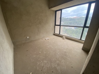 4室2廳3陽臺 山水潤城書房