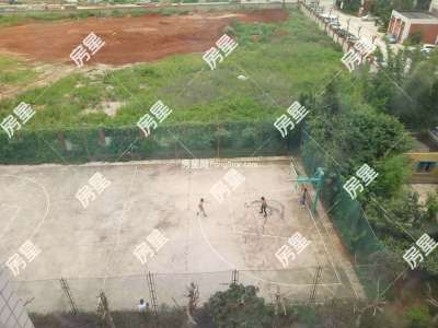 4室2廳2陽臺 南壩小區(qū)