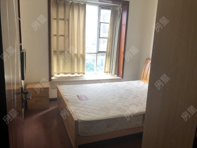 4室2廳2陽(yáng)臺(tái) 華都花園A區(qū)