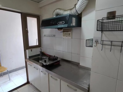 2室1廳1陽臺 天驕北麓北區(qū)