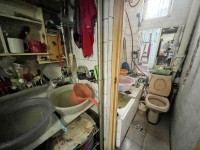 2室2廳1陽臺 鑫苑小區(qū)衛(wèi)生間