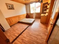 5室2廳4陽(yáng)臺(tái) 巡津新村10號(hào)臥室