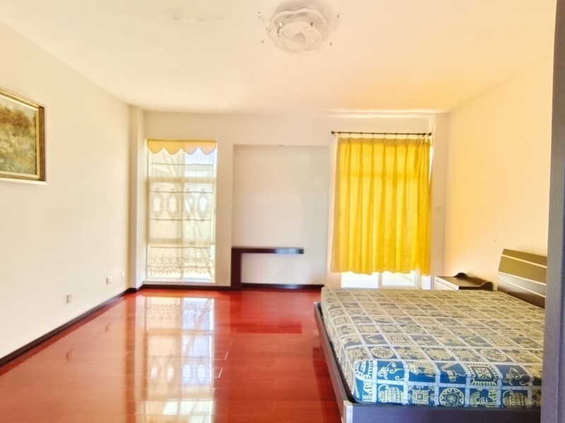 4室2廳4陽(yáng)臺(tái) 滇池衛(wèi)城藍(lán)溪?jiǎng)e墅臥室