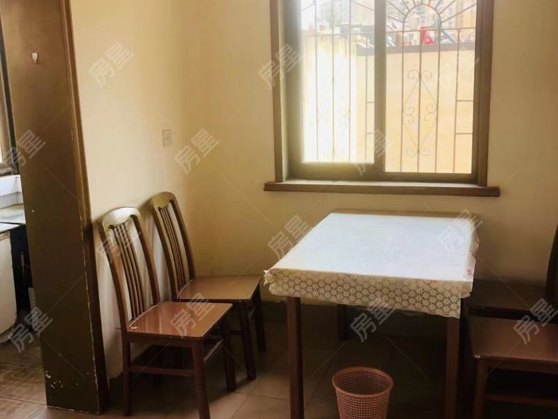 2室2廳1陽臺 白龍苑客廳