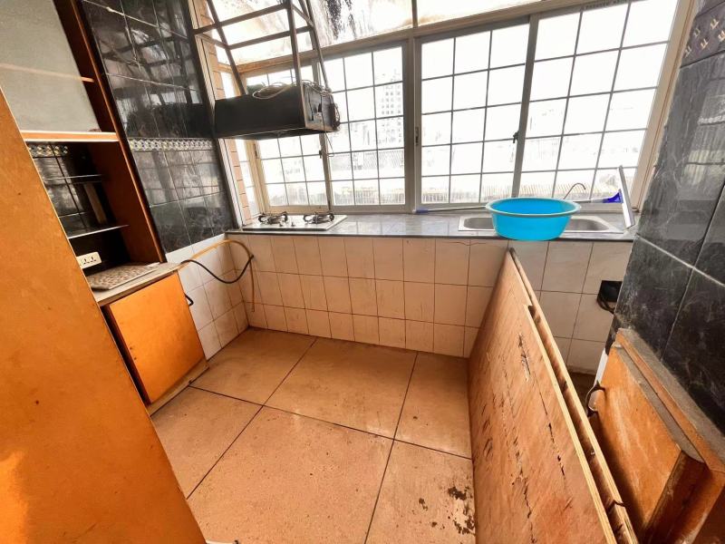 5室2廳4陽(yáng)臺(tái) 巡津新村10號(hào)廚房