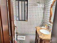 4室2廳2陽臺(tái) 萬宏國(guó)際一期衛(wèi)生間