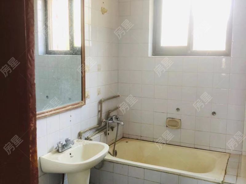 2室2廳1陽臺 白龍苑客廳