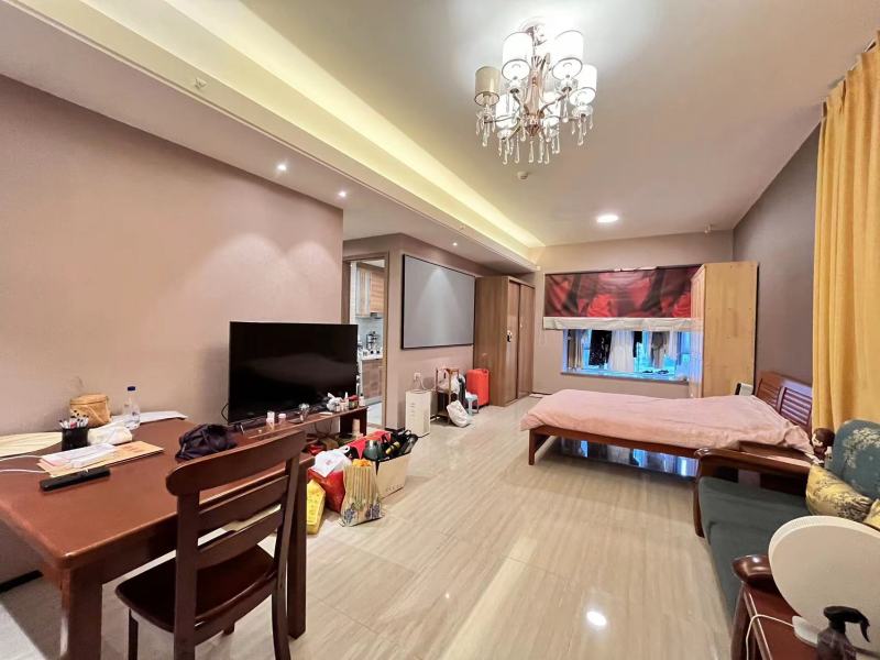 2室2廳1陽(yáng)臺(tái) 恒大云報(bào)華府公寓客廳