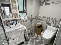 4室2廳4陽(yáng)臺(tái) 城市山別墅衛(wèi)生間