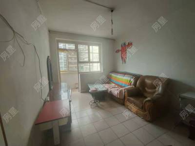 2室2廳1陽臺(tái) 云大東二院家屬區(qū)客廳