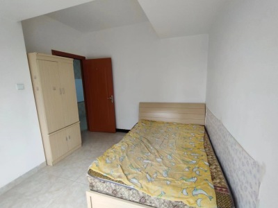 4室2廳1陽(yáng)臺(tái) 鳳凰御景