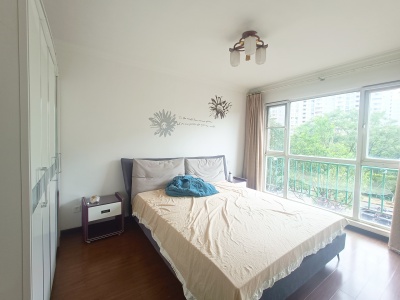 3室2廳2陽臺 世紀城雅春苑