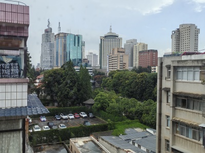 2室2廳1陽(yáng)臺(tái) 臨江里46號(hào)