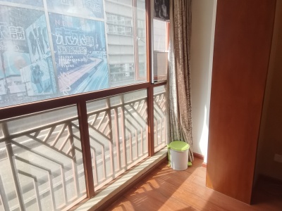 5室2廳3陽臺(tái) 南亞風(fēng)情第壹城星辰苑