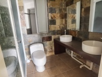 3室2廳1陽(yáng)臺(tái) 銀海城市花園衛(wèi)生間