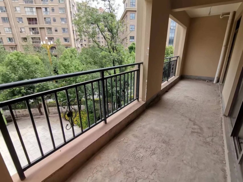 3室2廳2陽臺 西南海J地塊戶型圖